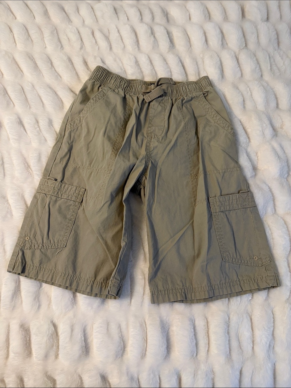 Lightweight Khaki Cargo Shorts with Drawstring Waist